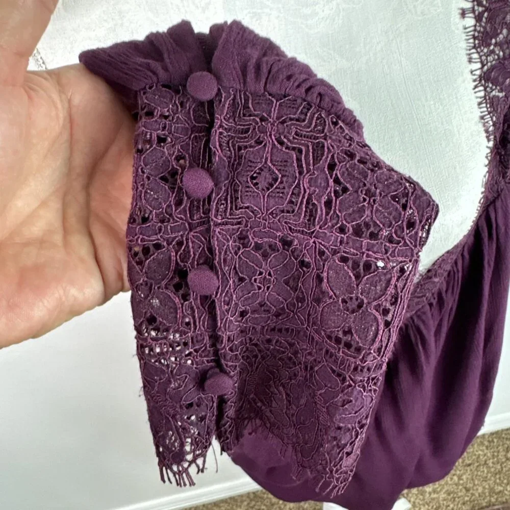 Free People Women M Oversized Square Neck‎ Lace Crepe Blouse Purple NWOT